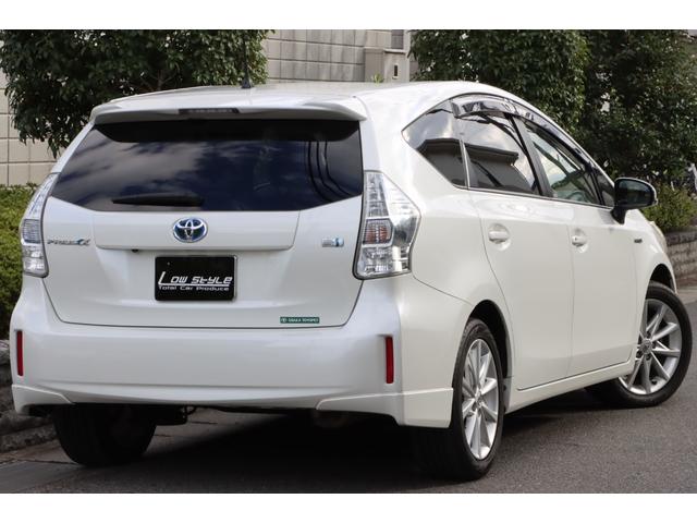 プリウスアルファ Ｓツーリングセレクション　ナビ／フルセグＴＶ／バックカメラ／Ｂｌｕｅｔｏｏｔｈ対応／アイドリングストップ／ＥＴＣ／前後ドラレコ／オートライト／オートエアコン／プッシュスタート／キセノンヘッドライト／純正アルミホイール／（13枚目）