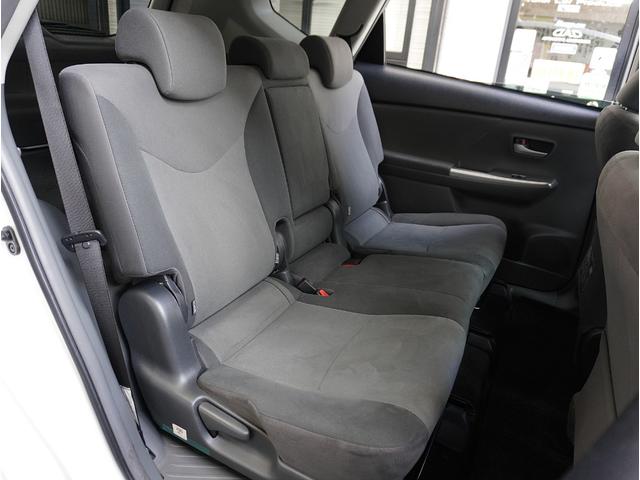 プリウスアルファ Ｓツーリングセレクション　ナビ／フルセグＴＶ／バックカメラ／Ｂｌｕｅｔｏｏｔｈ対応／アイドリングストップ／ＥＴＣ／前後ドラレコ／オートライト／オートエアコン／プッシュスタート／キセノンヘッドライト／純正アルミホイール／（38枚目）