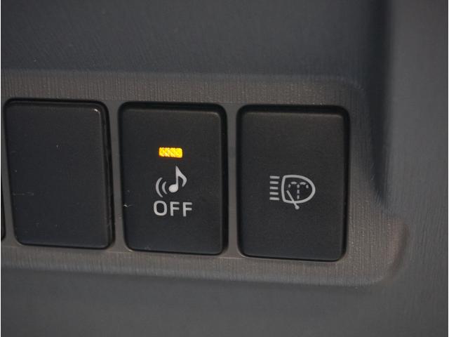 プリウスアルファ Ｓツーリングセレクション　ナビ／フルセグＴＶ／バックカメラ／Ｂｌｕｅｔｏｏｔｈ対応／アイドリングストップ／ＥＴＣ／前後ドラレコ／オートライト／オートエアコン／プッシュスタート／キセノンヘッドライト／純正アルミホイール／（55枚目）