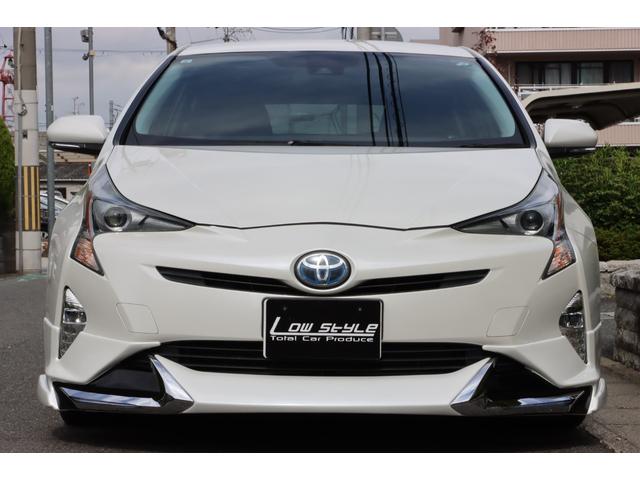 プリウス Ｓ　社外１８インチアルミホイール／フルエアロ／ＬＥＤヘッドライト＆フォグ／ナビ／フルセグＴＶ／Ｂｌｕｅｔｏｏｔｈ対応／バックカメラ／スマートキー／Ｐスタート／ＥＴＣ／オートライト／ステアリングスイッチ（10枚目）