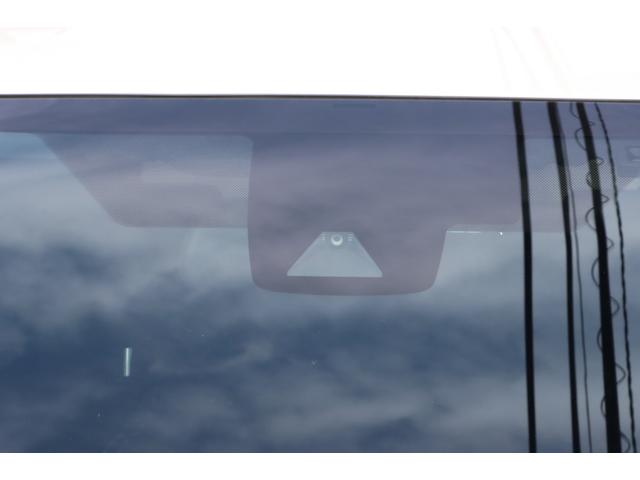 プリウス Ｓ　社外１８インチアルミホイール／フルエアロ／ＬＥＤヘッドライト＆フォグ／ナビ／フルセグＴＶ／Ｂｌｕｅｔｏｏｔｈ対応／バックカメラ／スマートキー／Ｐスタート／ＥＴＣ／オートライト／ステアリングスイッチ（11枚目）