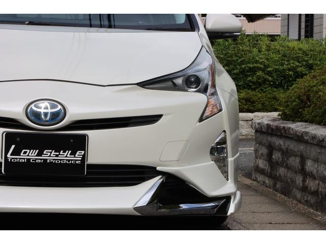 プリウス Ｓ　社外１８インチアルミホイール／フルエアロ／ＬＥＤヘッドライト＆フォグ／ナビ／フルセグＴＶ／Ｂｌｕｅｔｏｏｔｈ対応／バックカメラ／スマートキー／Ｐスタート／ＥＴＣ／オートライト／ステアリングスイッチ（13枚目）