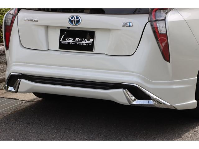 プリウス Ｓ　社外１８インチアルミホイール／フルエアロ／ＬＥＤヘッドライト＆フォグ／ナビ／フルセグＴＶ／Ｂｌｕｅｔｏｏｔｈ対応／バックカメラ／スマートキー／Ｐスタート／ＥＴＣ／オートライト／ステアリングスイッチ（24枚目）