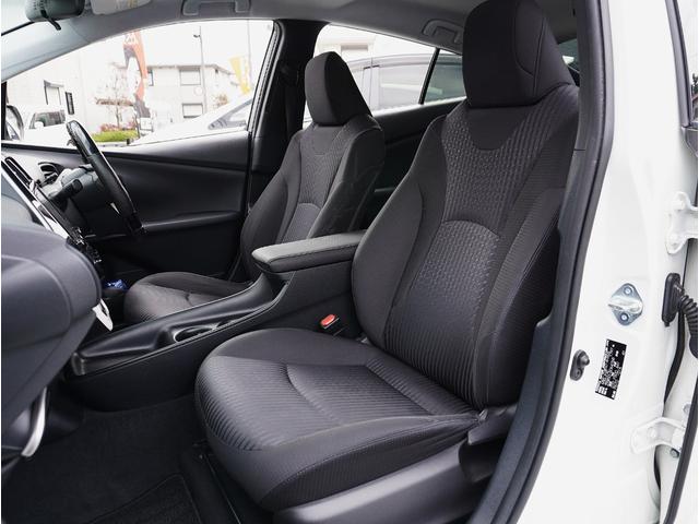 プリウス Ｓ　社外１８インチアルミホイール／フルエアロ／ＬＥＤヘッドライト＆フォグ／ナビ／フルセグＴＶ／Ｂｌｕｅｔｏｏｔｈ対応／バックカメラ／スマートキー／Ｐスタート／ＥＴＣ／オートライト／ステアリングスイッチ（49枚目）