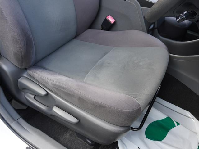 プリウスアルファ Ｓ　純正ナビ／フルセグＴＶ／バックカメラ／Ｂｌｕｅｔｏｏｔｈ対応／ＣＤ再生可／ＧＰＳレーダー探知機／ドラレコ／スマートキー２本／Ｐスタート／オートライト／ステアスイッチ／ＥＴＣ／クルコン／ＬＥＤヘッド（56枚目）