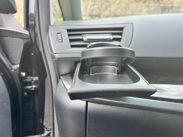 ヴェルファイア ２．５Ｚ　Ａエディション　アルパイン１０インチナビＴＶ、禁煙車、アルパインフリップダウンモニター、衝突安全ボディー、両側電動スライドドア、ビルドインＥＴＣ、電動パーキングブレーキ、スマートキー、Ｂｌｕｅｔｏｏｔｈ、バックカメラ（39枚目）