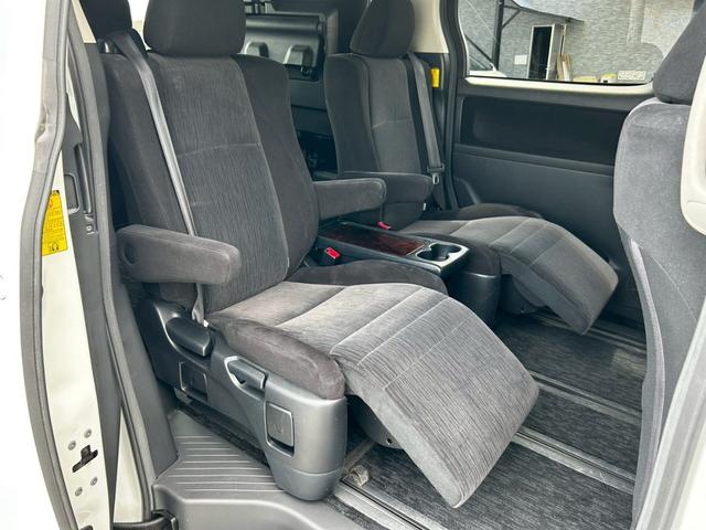 ヴェルファイア ２．４Ｚ　両側電動スライドドア、禁煙車、ナノイー、プレミアムサウンドシステム、ＴＶ、Ｂｌｕｅｔｏｏｔｈ、バックカメラ、フリップダウンモニター、ビルドインＥＴＣ、スマートキー、オットマン、ワンオーナー（6枚目）