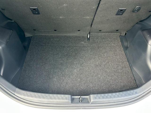 アクア S トヨタセーフティセンス、禁煙車、衝突軽減ブレーキ、 車線逸脱防止、電動格納ミラー、ウィンカーミラー、ETC、キーレス 、ナビ、Bluetooth(39枚目)