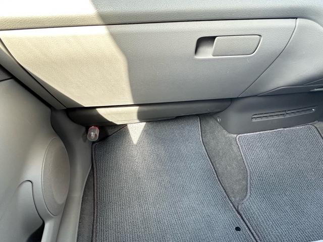 エディックス １７Ｘ　６人乗り、ＥＴＣ、ナビ、キーレス、ウィンカーミラーパワーウィンドウ、ベンチシート、（42枚目）