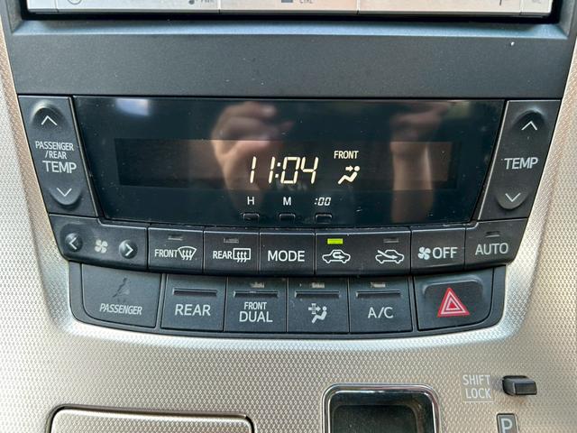 ヴェルファイア ２．４Ｚ　ゴールデンアイズ　両側電動スライドドア、パワーバックトランク、ナビ、ＴＶ、バックカメラ、Ｂｌｕｅｔｏｏｔｈ、フリップダウンモニター、ナノイー、オートライト、オットマン、スマートキー、ＥＴＣ、パワーウィンドウ（36枚目）