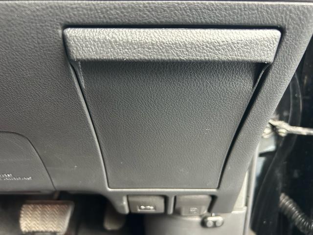 アルファード 240S タイプゴールド 両側電動スライドドア、パワーバックトランク、禁煙車、アルパイン9インチナビ、フルセグTV、Bluetooth、バックカメラ、ビルドインETC、オットマン、ハーフレザーシート、スマートキー、電動格納ミラ(30枚目)