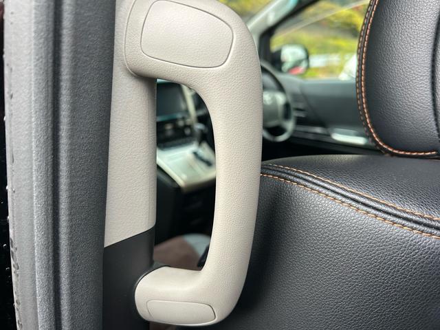 アルファード 240S タイプゴールド 両側電動スライドドア、パワーバックトランク、禁煙車、アルパイン9インチナビ、フルセグTV、Bluetooth、バックカメラ、ビルドインETC、オットマン、ハーフレザーシート、スマートキー、電動格納ミラ(64枚目)