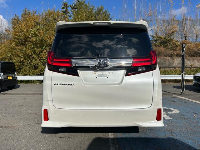 アルファード 2.5S Aパッケージ タイプブラック 両側電動スライドドア、パワーバックトランク、禁煙車、ナノイー、アルパイン10インチナビ、フルセグTV、バックカメラ、Bluetooth、ダブルサンルーフ、オットマン、オートライト、LEDヘッドライト(19枚目)