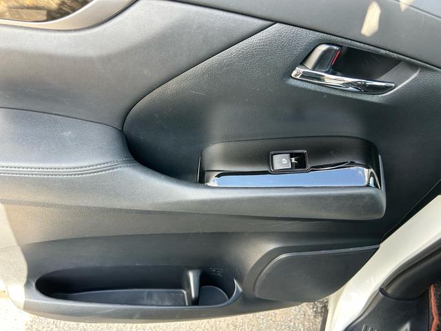 アルファード 2.5S Aパッケージ タイプブラック 両側電動スライドドア、パワーバックトランク、禁煙車、ナノイー、アルパイン10インチナビ、フルセグTV、バックカメラ、Bluetooth、ダブルサンルーフ、オットマン、オートライト、LEDヘッドライト(54枚目)