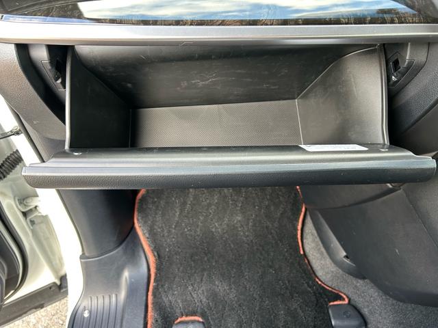 アルファード 2.5S Aパッケージ タイプブラック 両側電動スライドドア、パワーバックトランク、禁煙車、ナノイー、アルパイン10インチナビ、フルセグTV、バックカメラ、Bluetooth、ダブルサンルーフ、オットマン、オートライト、LEDヘッドライト(57枚目)