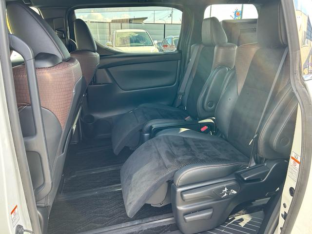 アルファード 2.5S Aパッケージ タイプブラック 両側電動スライドドア、パワーバックトランク、禁煙車、ナノイー、アルパイン10インチナビ、フルセグTV、バックカメラ、Bluetooth、ダブルサンルーフ、オットマン、オートライト、LEDヘッドライト(59枚目)