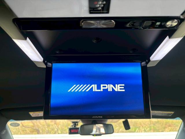 ハリアー プレミアム　アルパイン９インチナビ、アルパインフリップダウンモニター、禁煙車、パワーバックトランク、クルーズコントロール、フルモデリスタエアロ、Ｂｌｕｅｔｏｏｔｈ、地デジＴＶ、前後ドラレコ、電動格納ミラー（6枚目）