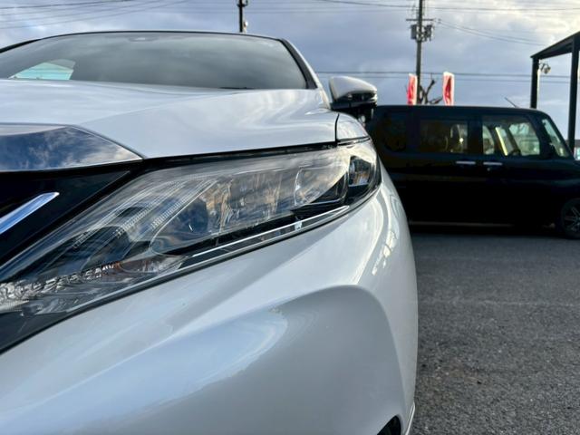 ハリアー プレミアム　アルパイン９インチナビ、アルパインフリップダウンモニター、禁煙車、パワーバックトランク、クルーズコントロール、フルモデリスタエアロ、Ｂｌｕｅｔｏｏｔｈ、地デジＴＶ、前後ドラレコ、電動格納ミラー（22枚目）