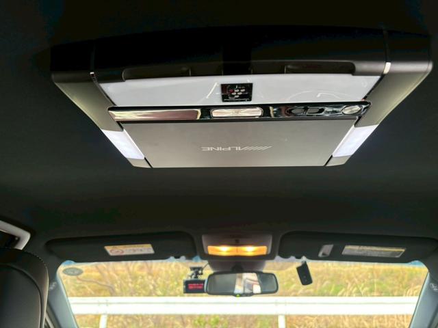 ハリアー プレミアム　アルパイン９インチナビ、アルパインフリップダウンモニター、禁煙車、パワーバックトランク、クルーズコントロール、フルモデリスタエアロ、Ｂｌｕｅｔｏｏｔｈ、地デジＴＶ、前後ドラレコ、電動格納ミラー（55枚目）