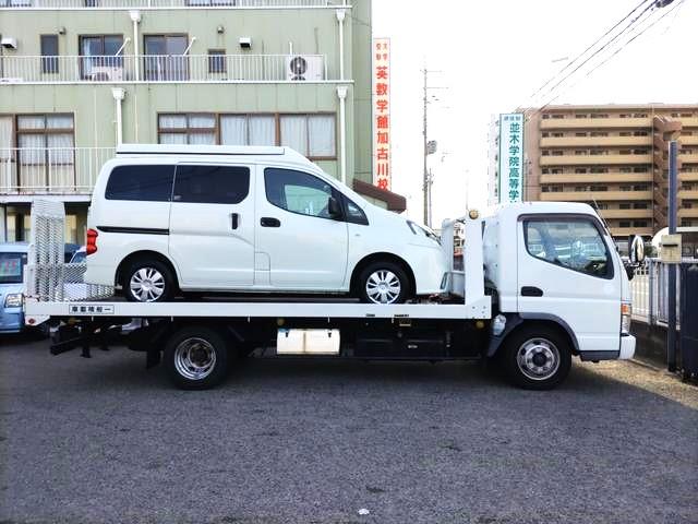 キャンター 　積載車　強化ボディ　ウインチ　ＥＴＣ　キーレス　サイドマーカー　オートエアコン　ＨＩＤ　運転席アームレスト　両電格ミラー（2枚目）