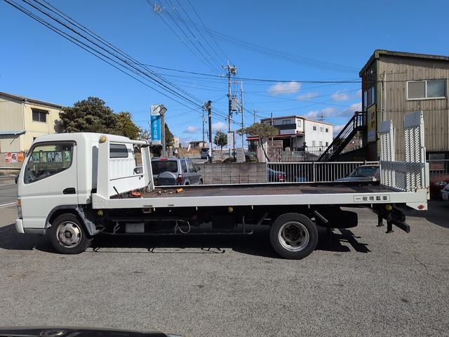 キャンター 　積載車　強化ボディ　ウインチ　ＥＴＣ　キーレス　サイドマーカー　オートエアコン　ＨＩＤ　運転席アームレスト　両電格ミラー（7枚目）