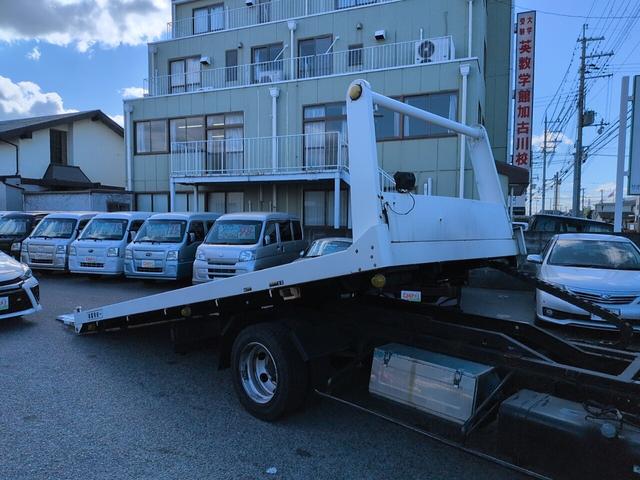 キャンター 　積載車　強化ボディ　ウインチ　ＥＴＣ　キーレス　サイドマーカー　オートエアコン　ＨＩＤ　運転席アームレスト　両電格ミラー（11枚目）