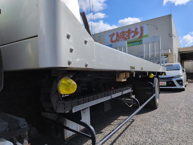 キャンター 　積載車　強化ボディ　ウインチ　ＥＴＣ　キーレス　サイドマーカー　オートエアコン　ＨＩＤ　運転席アームレスト　両電格ミラー（21枚目）