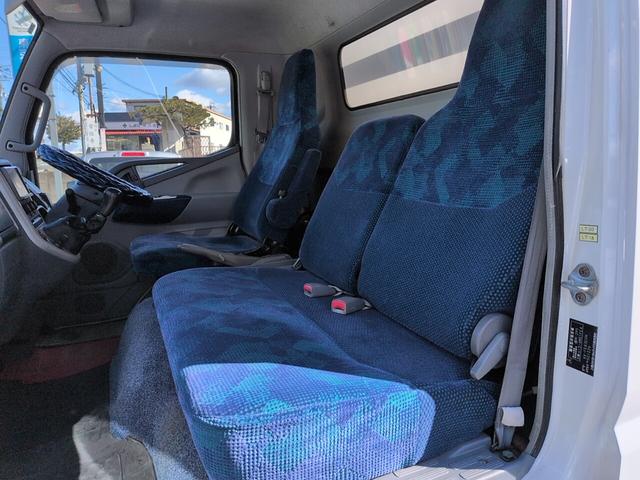キャンター 　積載車　強化ボディ　ウインチ　ＥＴＣ　キーレス　サイドマーカー　オートエアコン　ＨＩＤ　運転席アームレスト　両電格ミラー（27枚目）