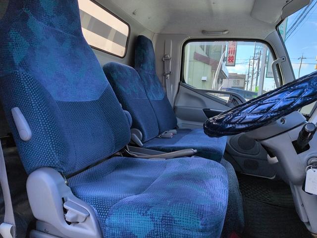 キャンター 　積載車　強化ボディ　ウインチ　ＥＴＣ　キーレス　サイドマーカー　オートエアコン　ＨＩＤ　運転席アームレスト　両電格ミラー（30枚目）
