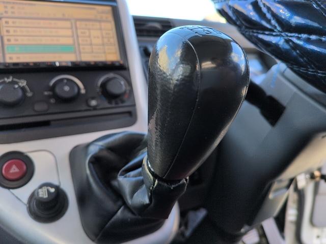 キャンター 　積載車　強化ボディ　ウインチ　ＥＴＣ　キーレス　サイドマーカー　オートエアコン　ＨＩＤ　運転席アームレスト　両電格ミラー（34枚目）