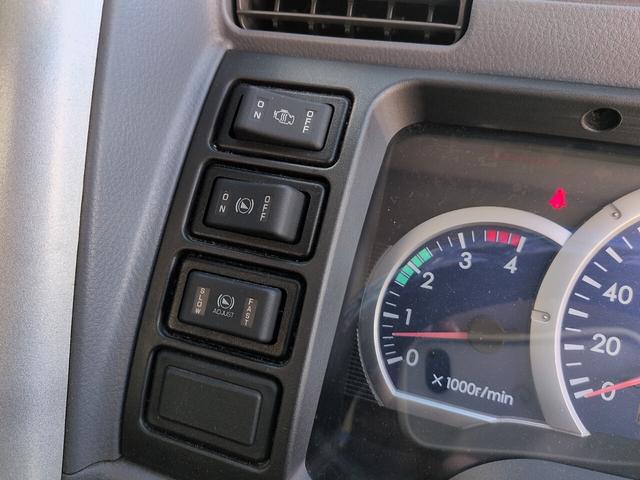 キャンター 　積載車　強化ボディ　ウインチ　ＥＴＣ　キーレス　サイドマーカー　オートエアコン　ＨＩＤ　運転席アームレスト　両電格ミラー（38枚目）