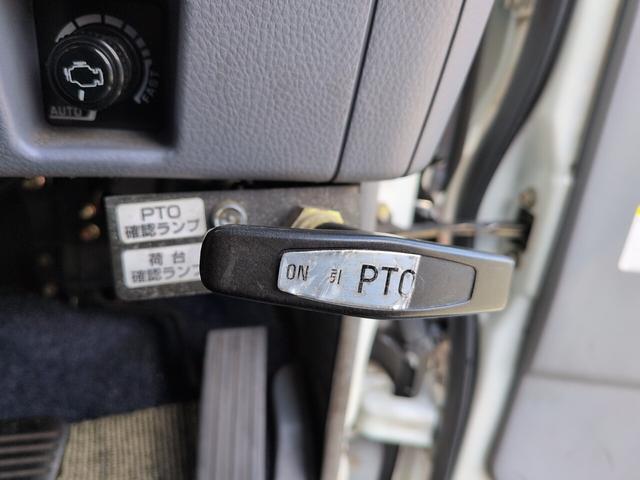 キャンター 　積載車　強化ボディ　ウインチ　ＥＴＣ　キーレス　サイドマーカー　オートエアコン　ＨＩＤ　運転席アームレスト　両電格ミラー（41枚目）