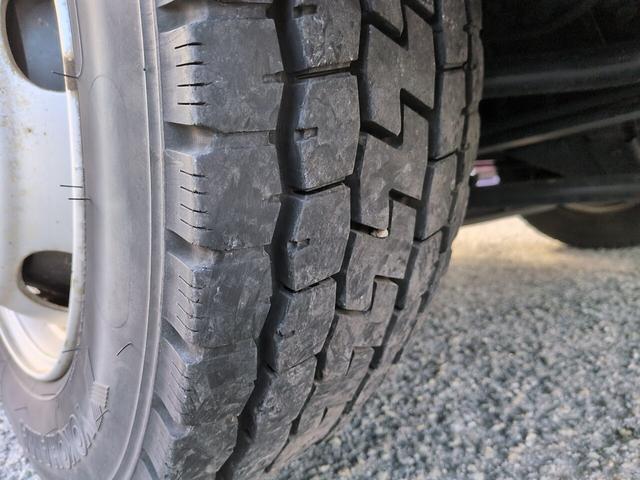 キャンター 　積載車　強化ボディ　ウインチ　ＥＴＣ　キーレス　サイドマーカー　オートエアコン　ＨＩＤ　運転席アームレスト　両電格ミラー（59枚目）