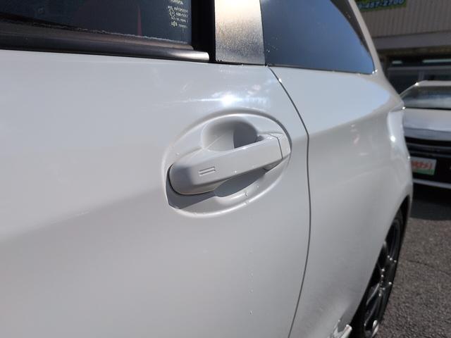 ヴィッツ ＧＲＭＮ　ターボ　２００台限定車　ターボ　５ＭＴ　ナビ　ＴＶ　Ｂｌｕｅｔｏｏｔｈオーディオ　Ｂカメラ　ＥＴＣ　ＧＲ専用レカロシート　純正ＢＢＳアルミ　スマートキー（21枚目）