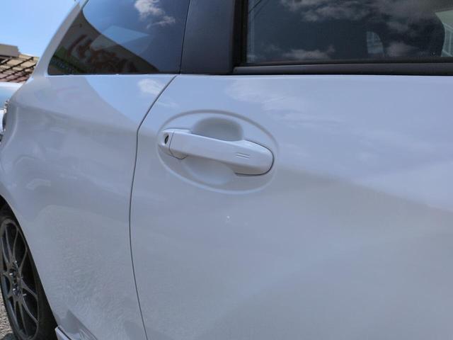 ヴィッツ ＧＲＭＮ　ターボ　２００台限定車　ターボ　５ＭＴ　ナビ　ＴＶ　Ｂｌｕｅｔｏｏｔｈオーディオ　Ｂカメラ　ＥＴＣ　ＧＲ専用レカロシート　純正ＢＢＳアルミ　スマートキー（26枚目）