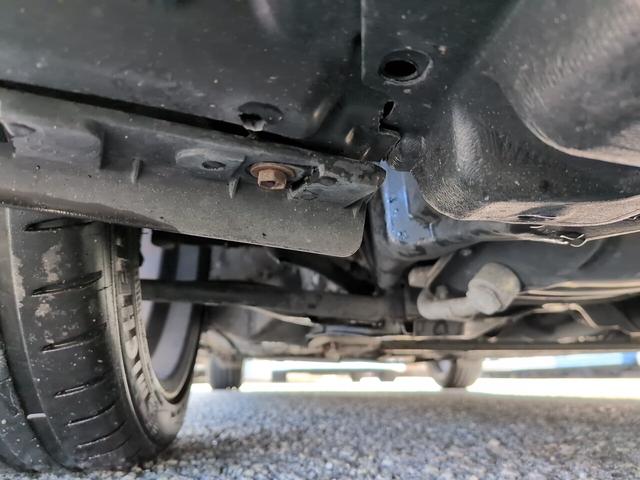 ヴィッツ ＧＲＭＮ　ターボ　２００台限定車　ターボ　５ＭＴ　ナビ　ＴＶ　Ｂｌｕｅｔｏｏｔｈオーディオ　Ｂカメラ　ＥＴＣ　ＧＲ専用レカロシート　純正ＢＢＳアルミ　スマートキー（33枚目）