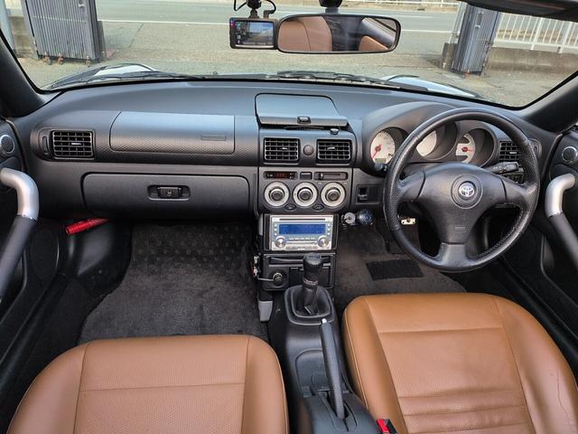 �C���p�l�S��