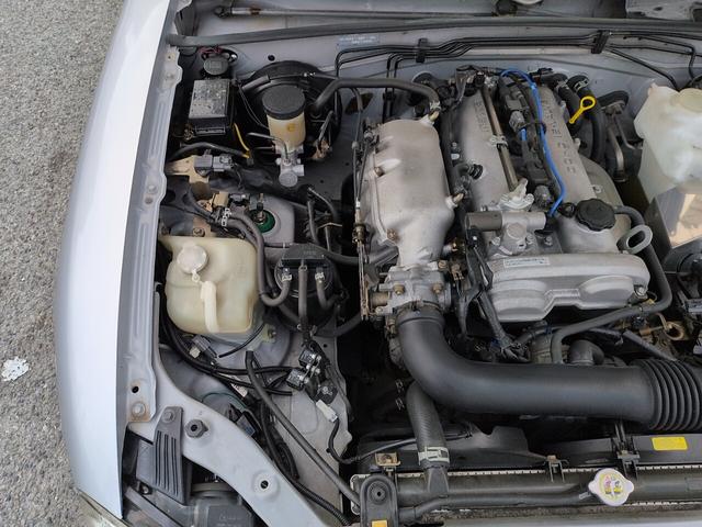 �G���W�����[��