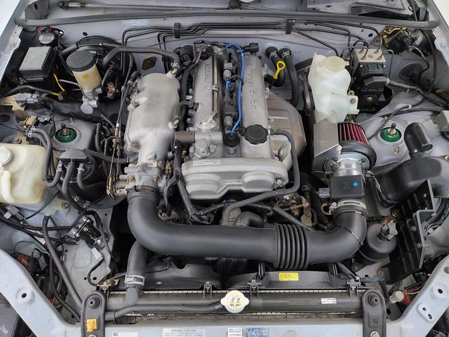 �G���W�����[��