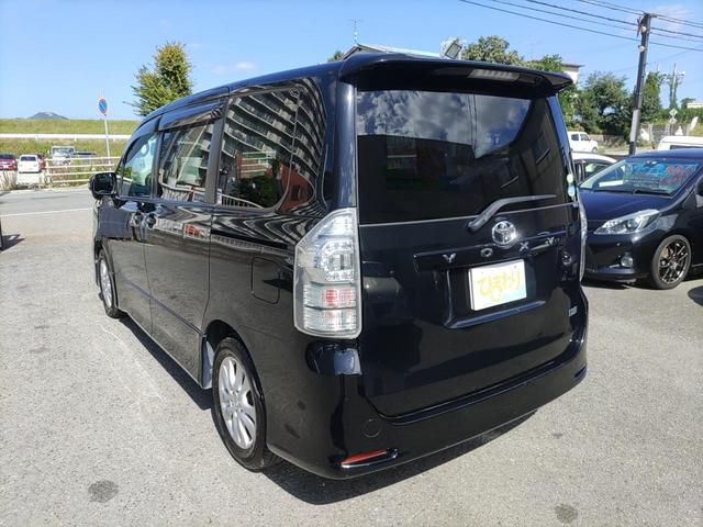 ヴォクシー ZS ナビ TV Bluetoothオーディオ Bカメラ ETC 両側電動スライドドア パドルシフト スマートキー プッシュスタート HIDヘッドライト フォグ 純正アルミ オートエアコン オートライト(15枚目)