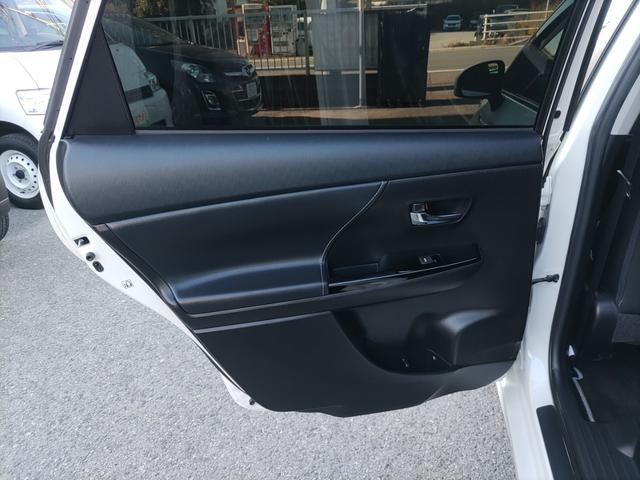 プリウスアルファ Sツーリングセレクション・GRスポーツ ナビ フルセグTV Bluetoothオーディオ Bカメラ ドライブレコーダー ETC GR専用ハーフレザーシート 純正アルミ ステアリングリモコン オートライト プライバシーガラス Wエアバッグ(25枚目)