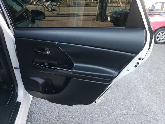 プリウスアルファ Sツーリングセレクション・GRスポーツ ナビ フルセグTV Bluetoothオーディオ Bカメラ ドライブレコーダー ETC GR専用ハーフレザーシート 純正アルミ ステアリングリモコン オートライト プライバシーガラス Wエアバッグ(27枚目)