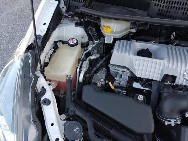 プリウスアルファ Sツーリングセレクション・GRスポーツ ナビ フルセグTV Bluetoothオーディオ Bカメラ ドライブレコーダー ETC GR専用ハーフレザーシート 純正アルミ ステアリングリモコン オートライト プライバシーガラス Wエアバッグ(69枚目)