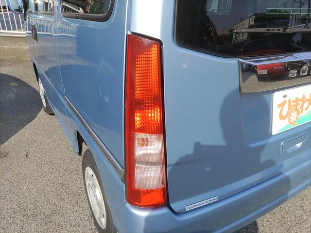 サンバーバン ディアス キーレス CDオーディオ ヘッドライトレベライザー プライバシーガラス オーバーヘッドコンソール Wエアバッグ ABS(59枚目)