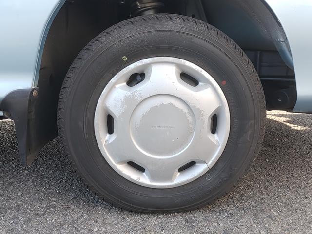 サンバーバン ディアス キーレス CDオーディオ ヘッドライトレベライザー プライバシーガラス オーバーヘッドコンソール Wエアバッグ ABS(62枚目)