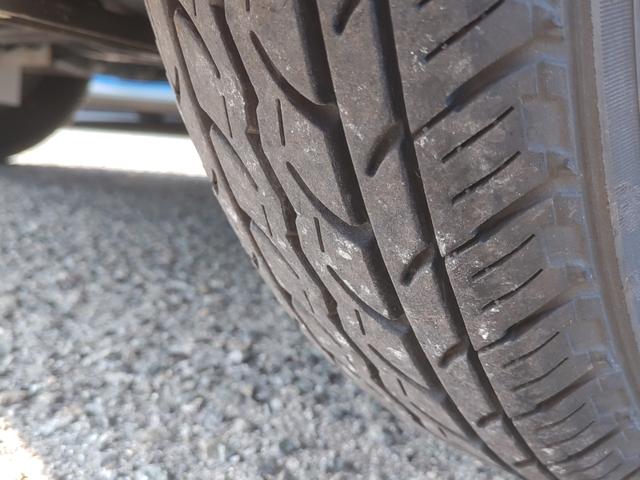 サンバーバン ディアス キーレス CDオーディオ ヘッドライトレベライザー プライバシーガラス オーバーヘッドコンソール Wエアバッグ ABS(65枚目)