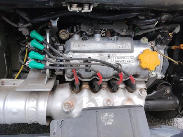 サンバーバン ディアス スーパーチャージャー 4WD オートマチック車 Bカメラ ドラレコ ETC 社外レーダー 社外アルミ キーレス Rヒーター オーバーヘッドコンソール プライバシーガラス Wエアバッグ ABS(17枚目)