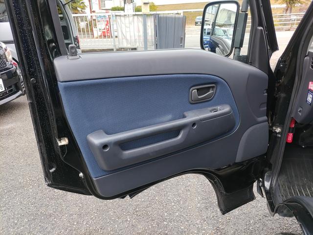 サンバーバン ディアス スーパーチャージャー 4WD オートマチック車 Bカメラ ドラレコ ETC 社外レーダー 社外アルミ キーレス Rヒーター オーバーヘッドコンソール プライバシーガラス Wエアバッグ ABS(39枚目)