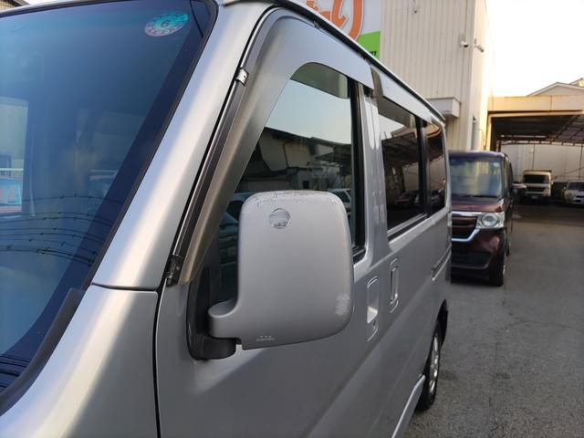 ���h�A�~���[