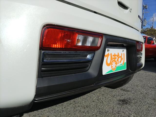 アルトワークス ベースグレード 4WD ターボ 5MT Bluetoothオーディオ Bカメラ ドラレコ ワークス専用レカロシート スマートキー プッシュスタート 純正アルミ オートエアコン オートライト Wエアバッグ ABS(50枚目)